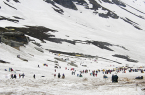 MileJourney - rohtang_snow