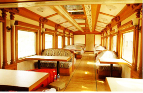 MileJourney - Golden Chariot luxury train