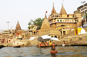 MileJourney - varanasi-temple