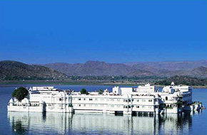 MileJourney - City-palace-udaipur